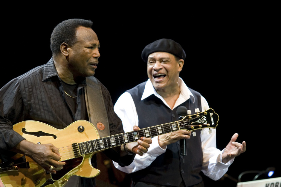 Jammin' - Jarreau and the great George Benson share the stage